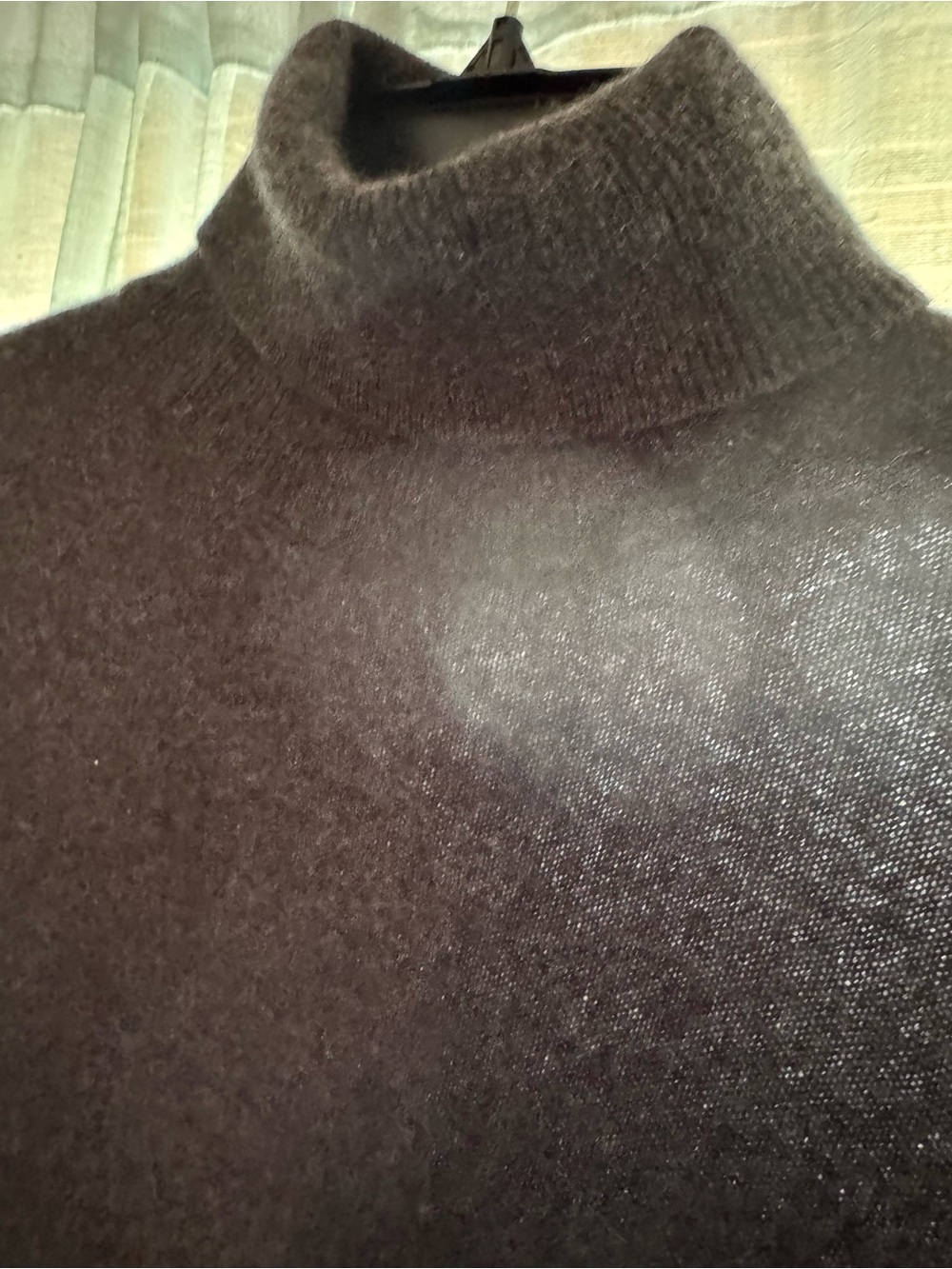 Women’s grey cashmere Turtleneck Sweater